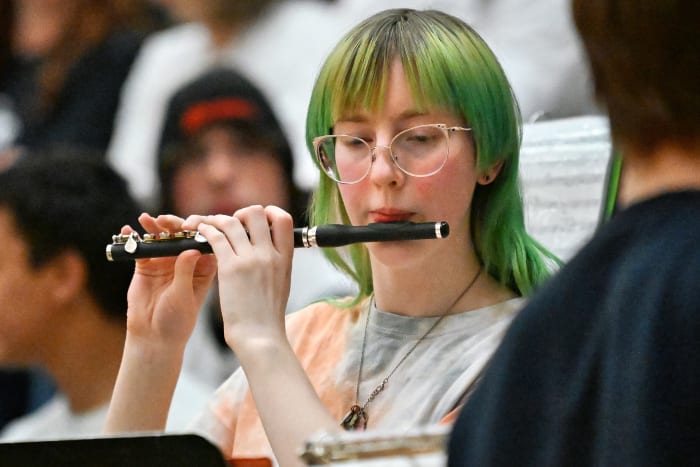 a Silverton Crater 5A Oregon girls basketball final 2024 Leon Neuschwander 18